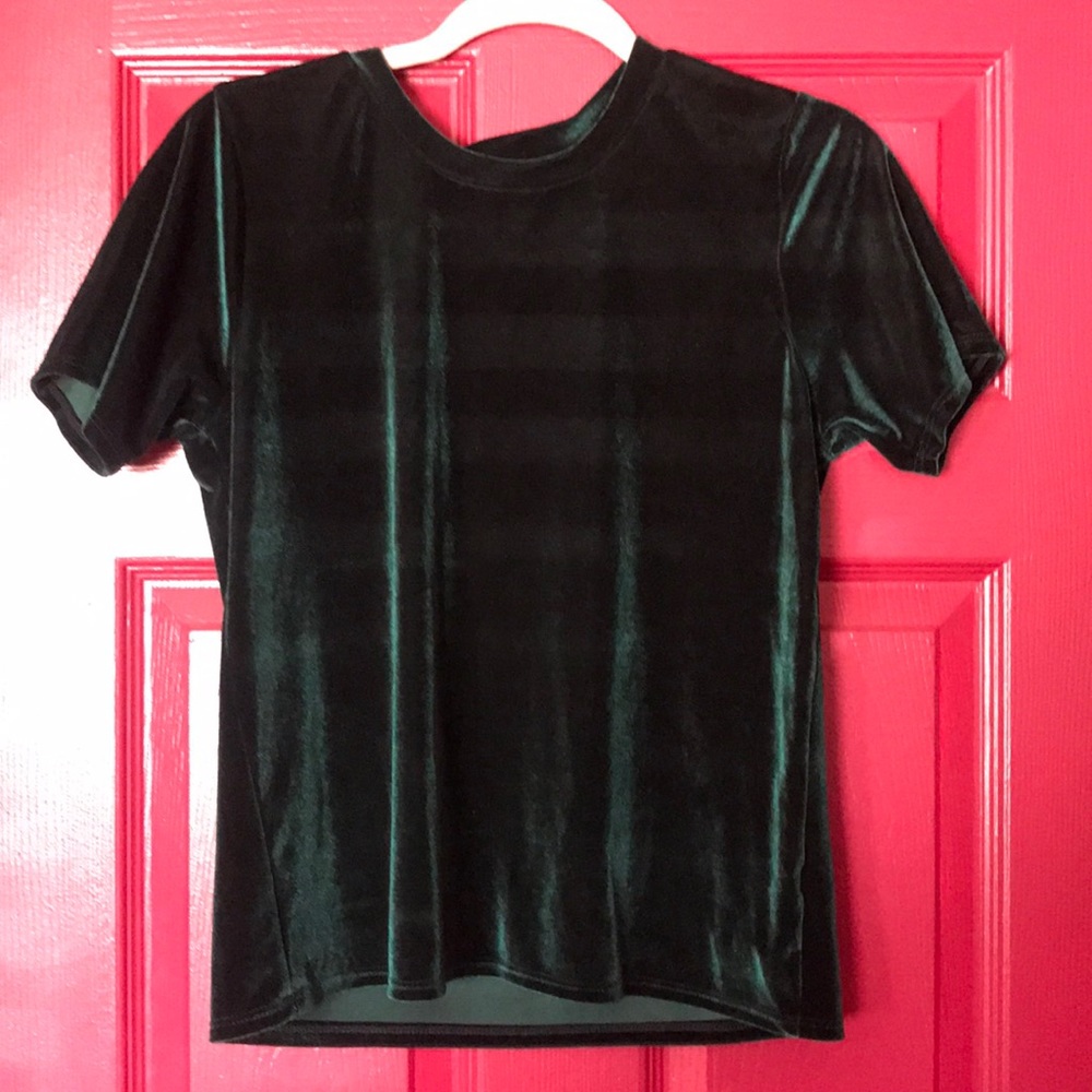 velvet green t shirt